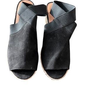 Bass Size 10 Black Suede Wedges Ankle Strap Sandals